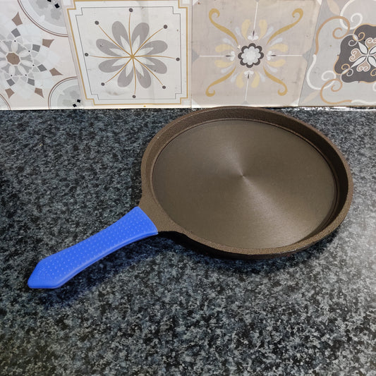 Cast Iron Dosa Tawa | Pre-Seasoned | Silicon Handle | 9.5 inch