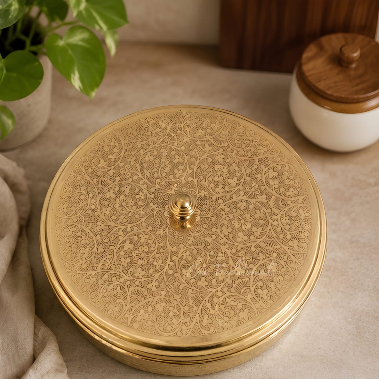 Brass Spice / Masala Box | Peetal - Pithalai Anjaraipetti