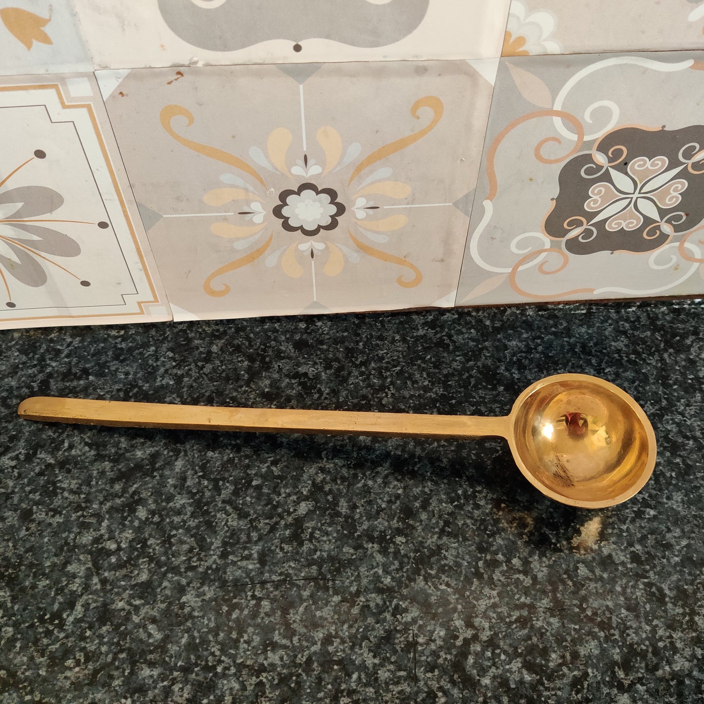 Bronze Pit Spatula | Kuzhi Karandi