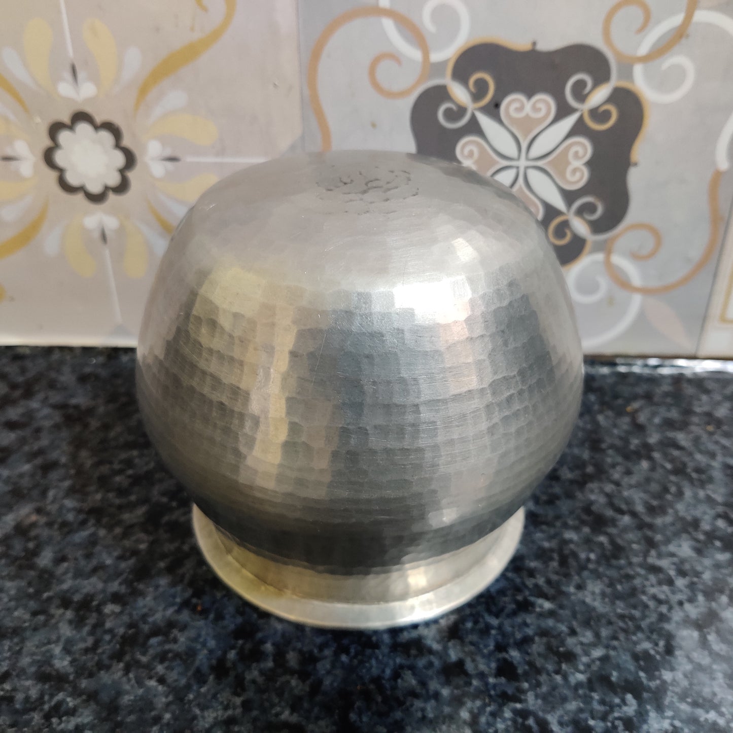 Eeyachombu | Tin Vessel | Round Shape