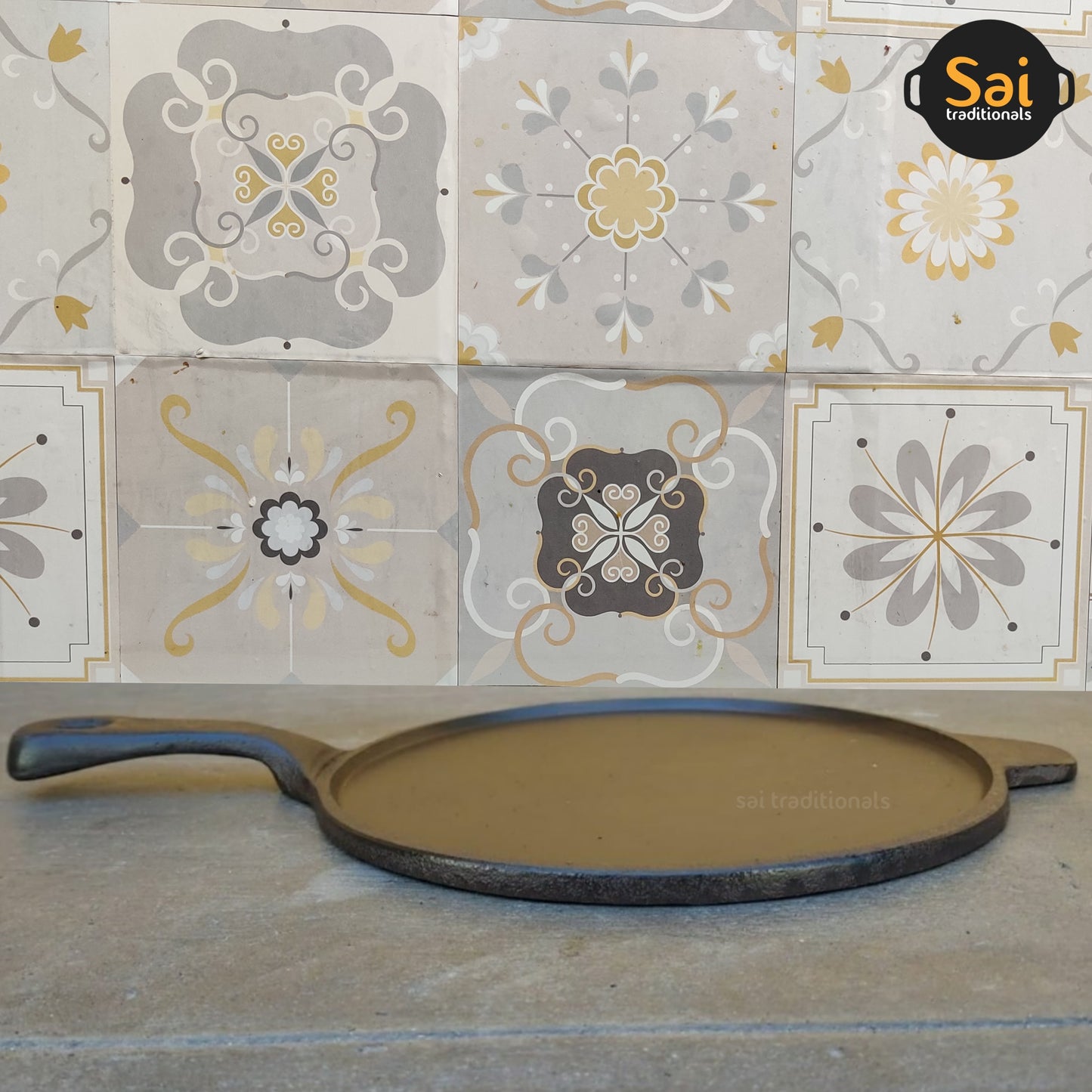 Cast Iron Rotti Tawa | long handle 10.5 inch | Pre-Seasoned
