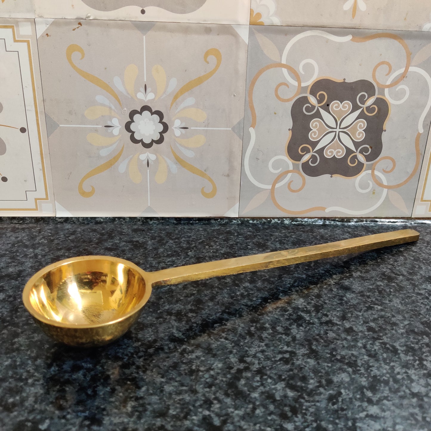 Bronze Pit Spatula | Kuzhi Karandi