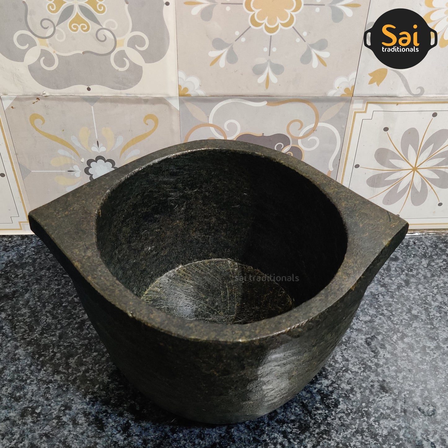 Kalchatti | Soapstone Cookpot | Traditionally Seasoned