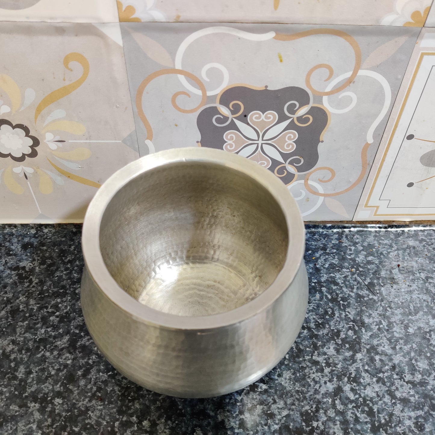 Eeyachombu | Tin Vessel | Round Shape