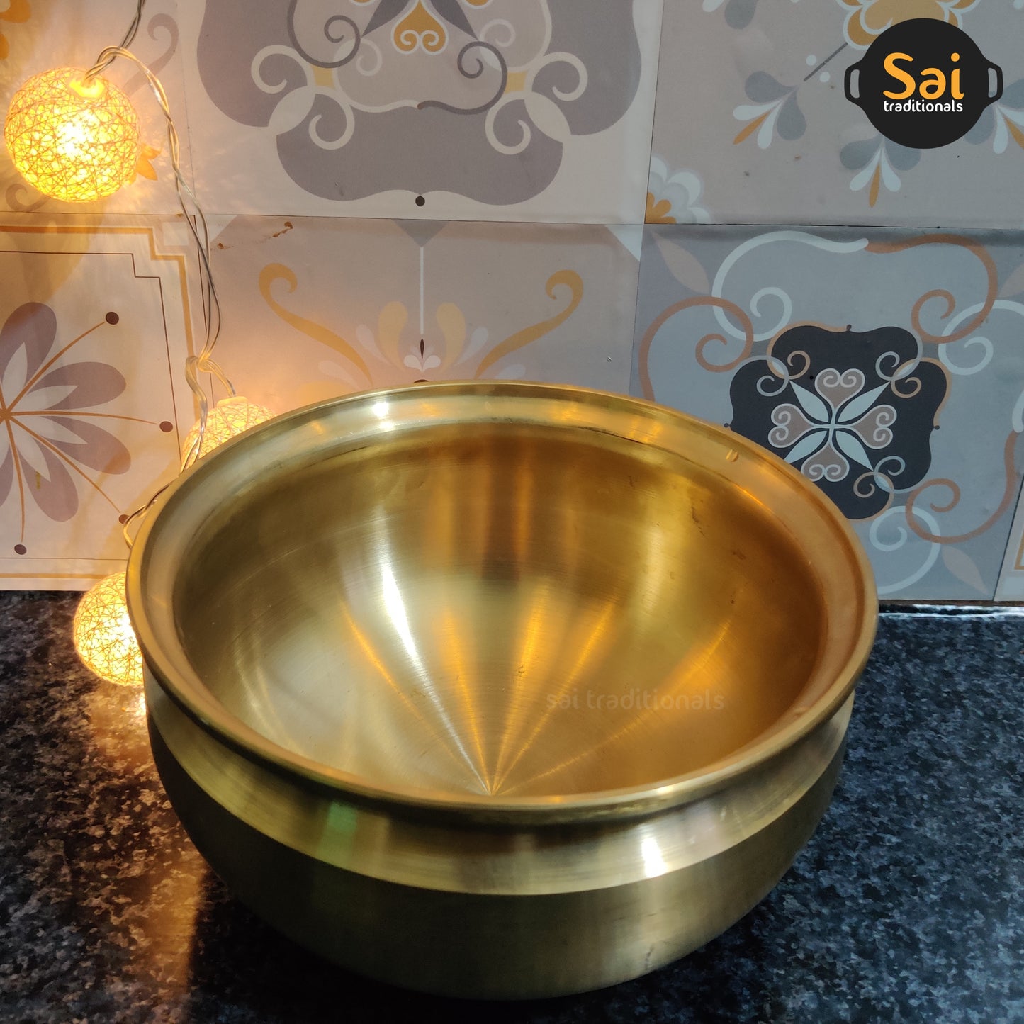 Bronze Kaiya Uruli | Kansa Kerala Vengala Chatti